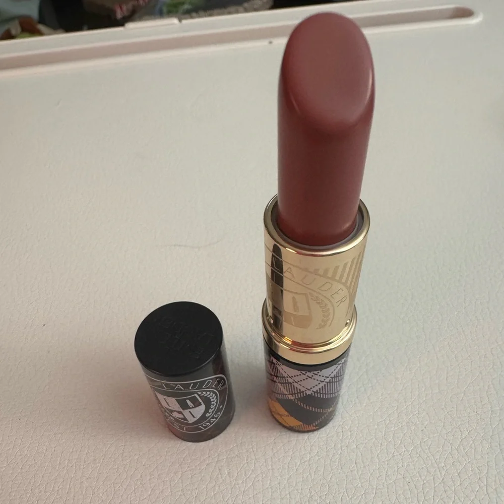 Estée Lauder limited edition lipstick